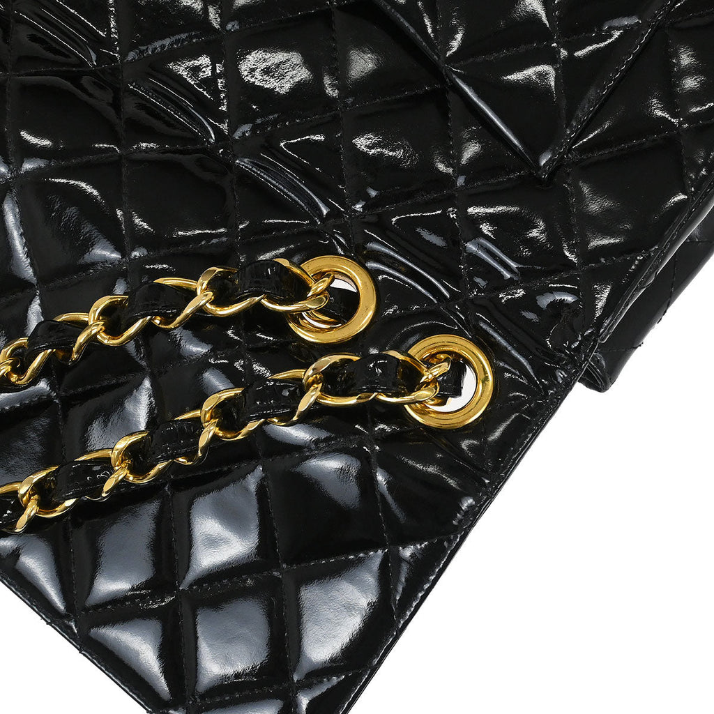 Chanel 1996-1997 Black Patent Leather Jumbo Classic Flap Shoulder Bag