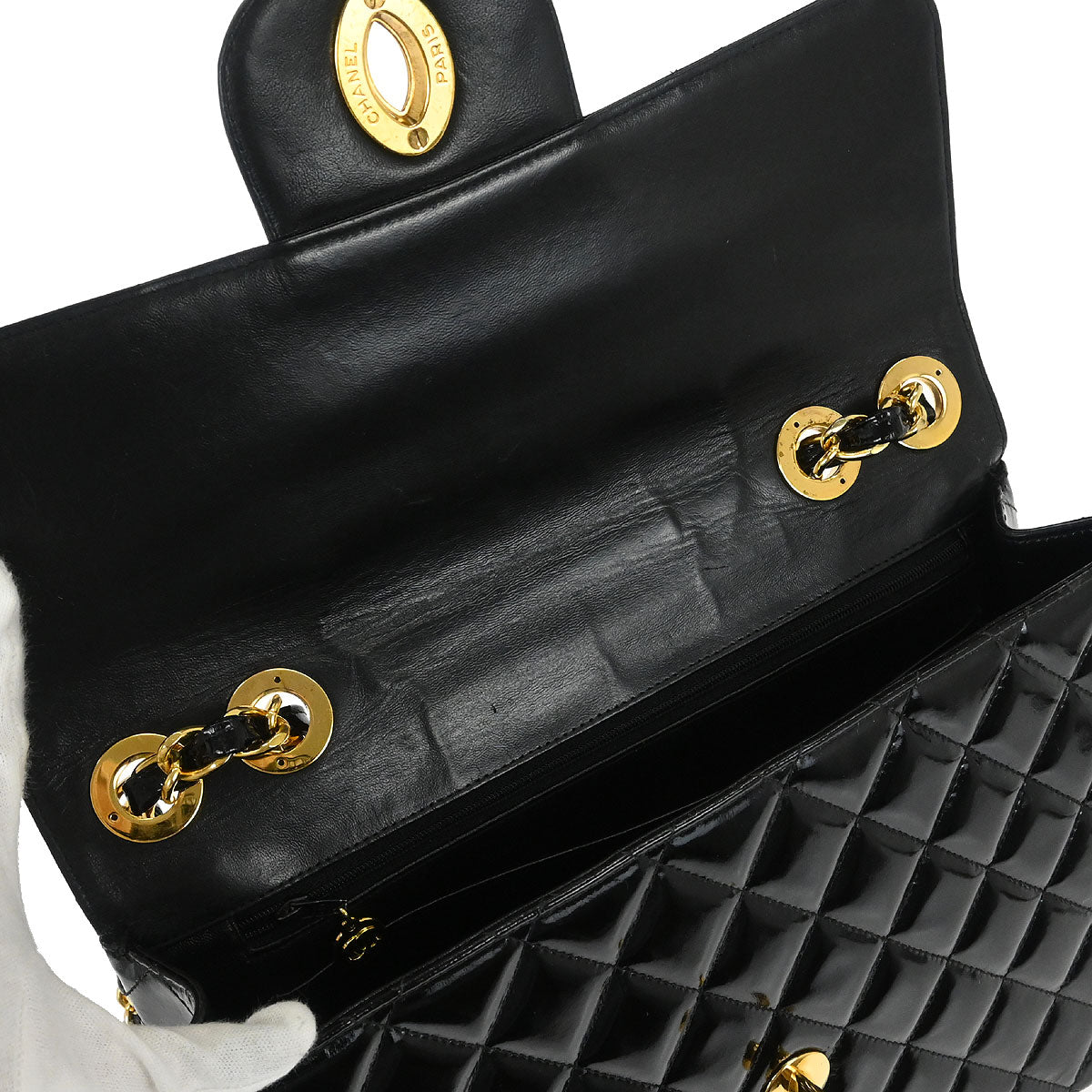 Chanel 1996-1997 Black Patent Leather Jumbo Classic Flap Shoulder Bag