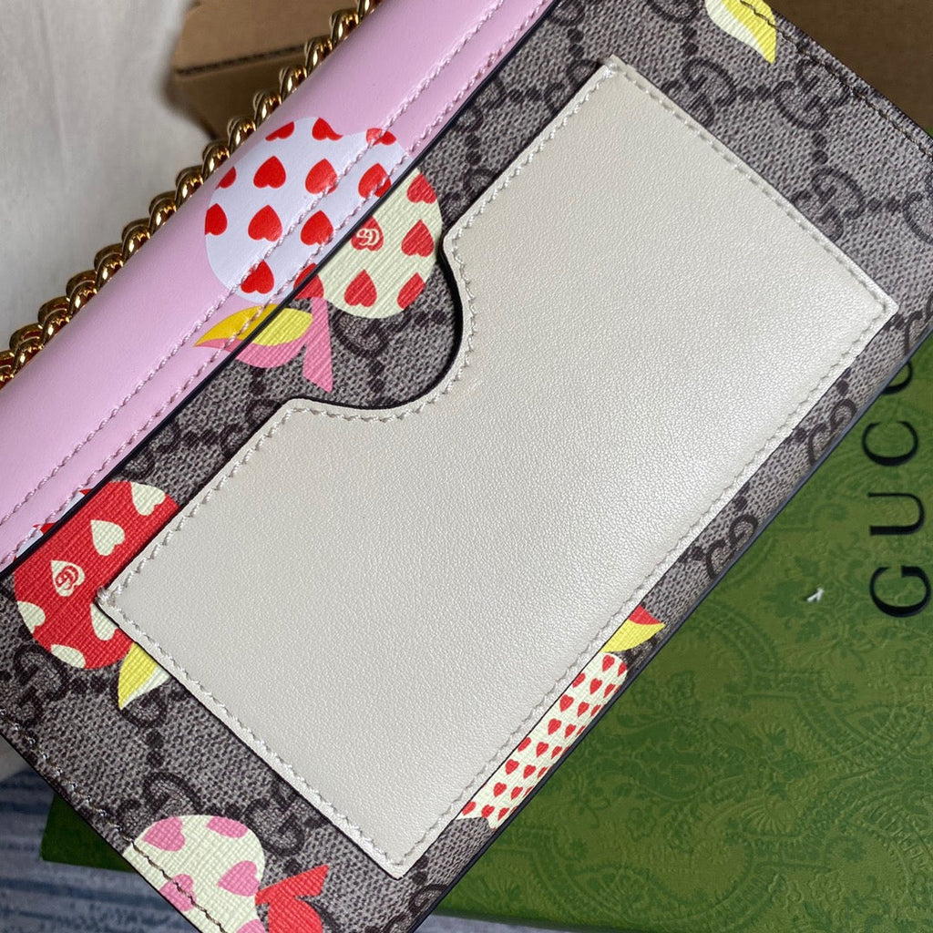Gucci Padlock Small Gucci Strawberry Shoulder Bag Beige For Women, Women’s Bags 7.9in/20cm Gucci