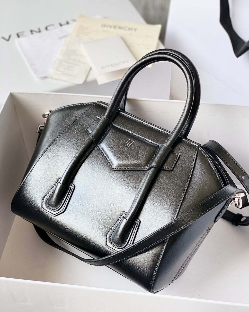gv Mini Antigona Lock Bag Black For Women, Handbags, Shoulder Bags 8.7in/22cm GVC