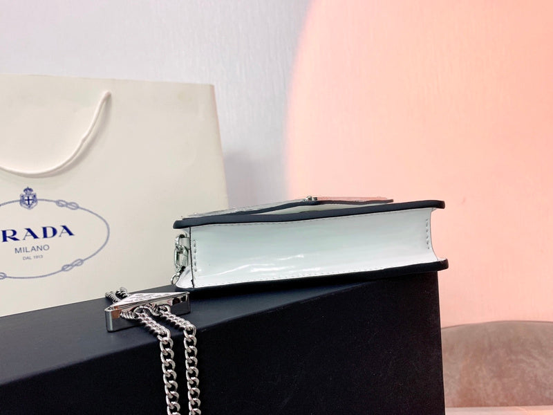 Barnes-Bags - Prada Bags - 962