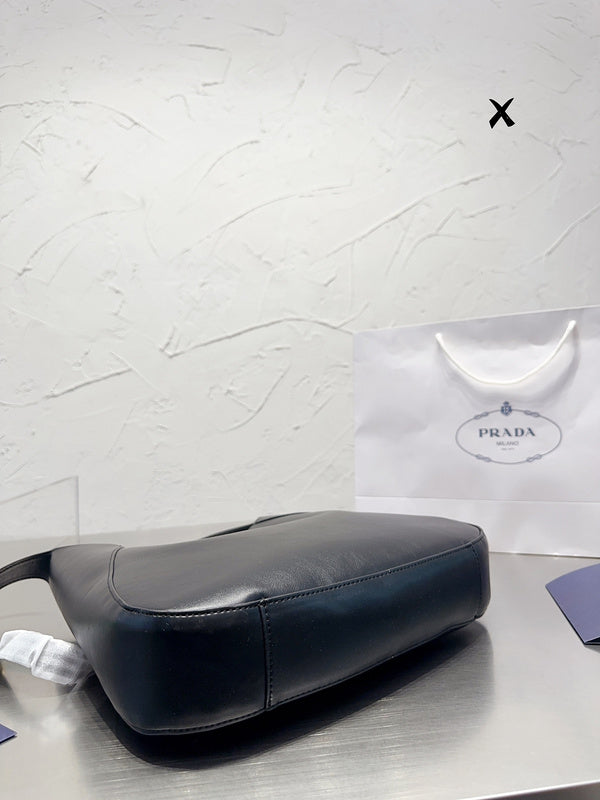 Prada Bags - Luxera Bags - 660