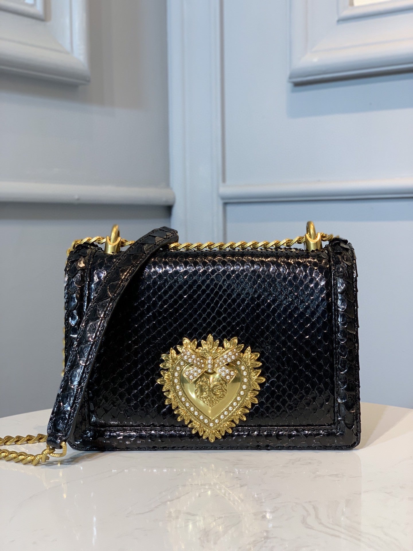 MeGLAMIum Devotion Crossbody Bag Black For Women 8.3in/21cm GLAMI