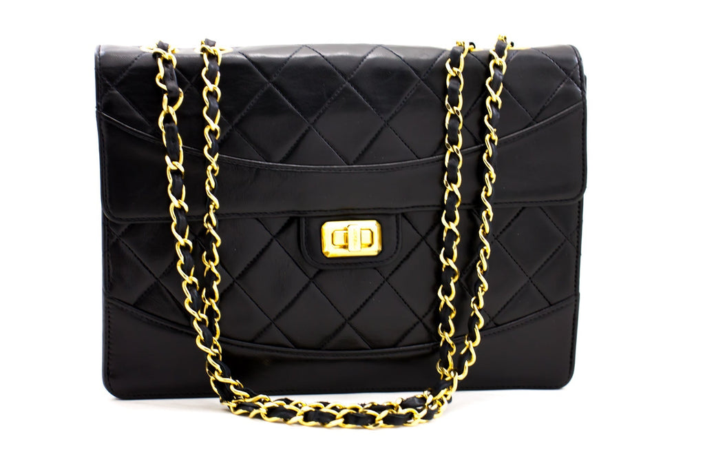 CHANEL Vintage Classic Chain Shoulder Bag Black Quilted Flap Lamb c20