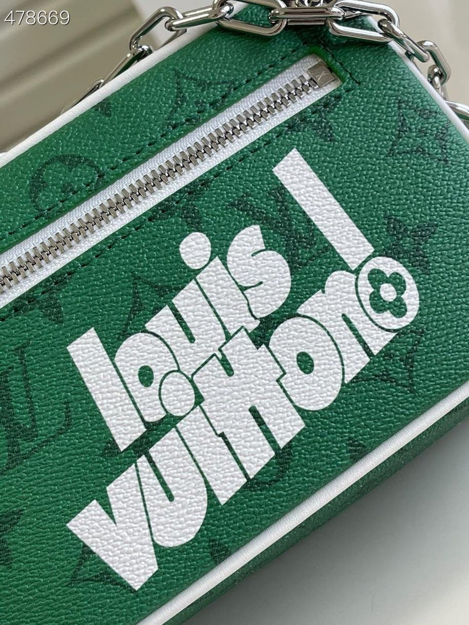 Louis Vuitton Mini Soft Trunk Vintage Monogram Canvas Green By Virgil Abloh For Fall-Winter, Handbags, Shoulder And Crossbody Bags 7.3in/18.5cm Louis Vuitton M80816