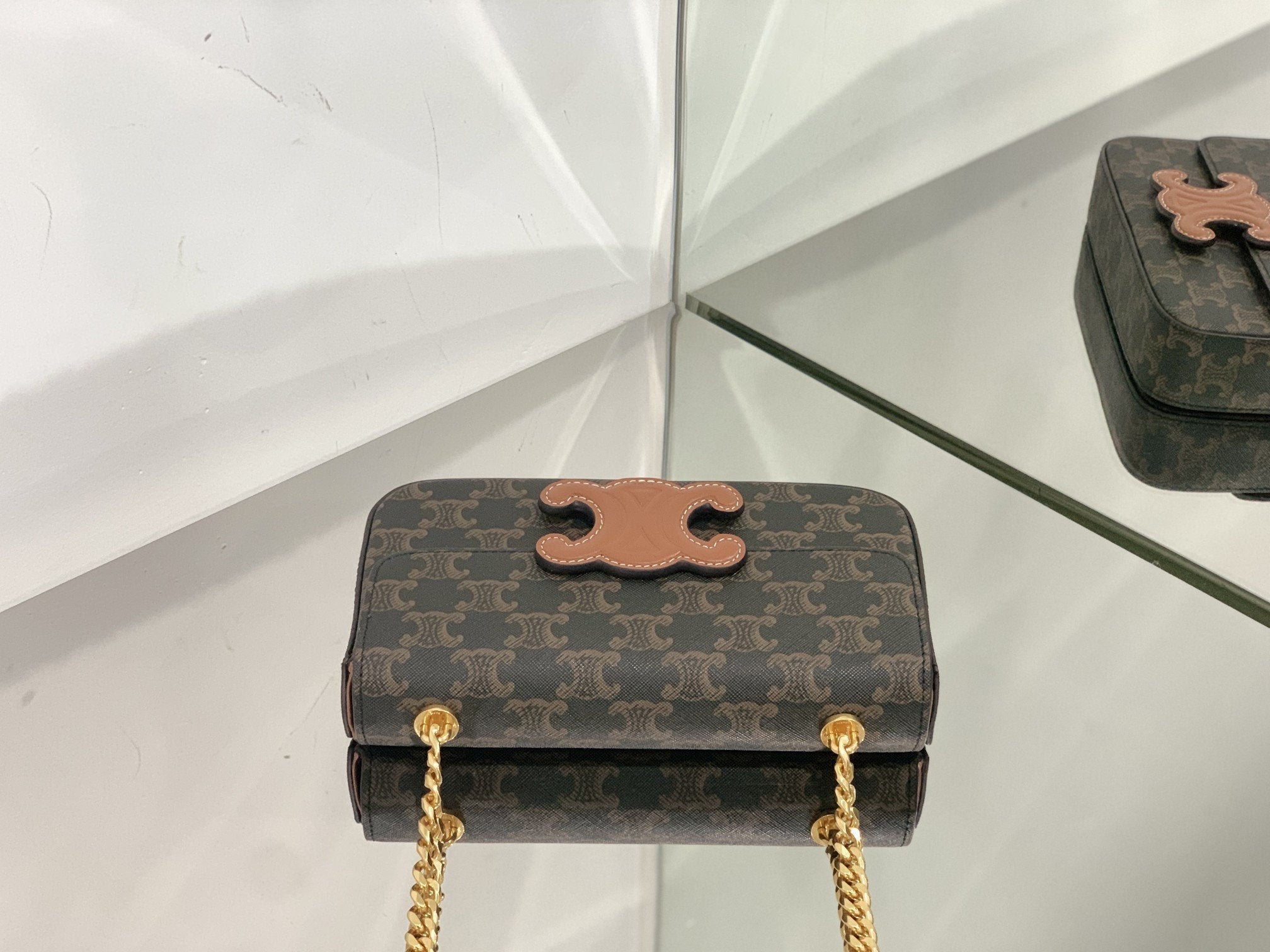 Celine Chain Shoulder Bag Cuir Triomphe In Triomphe Canvas Tan For Women 7.9in/20cm