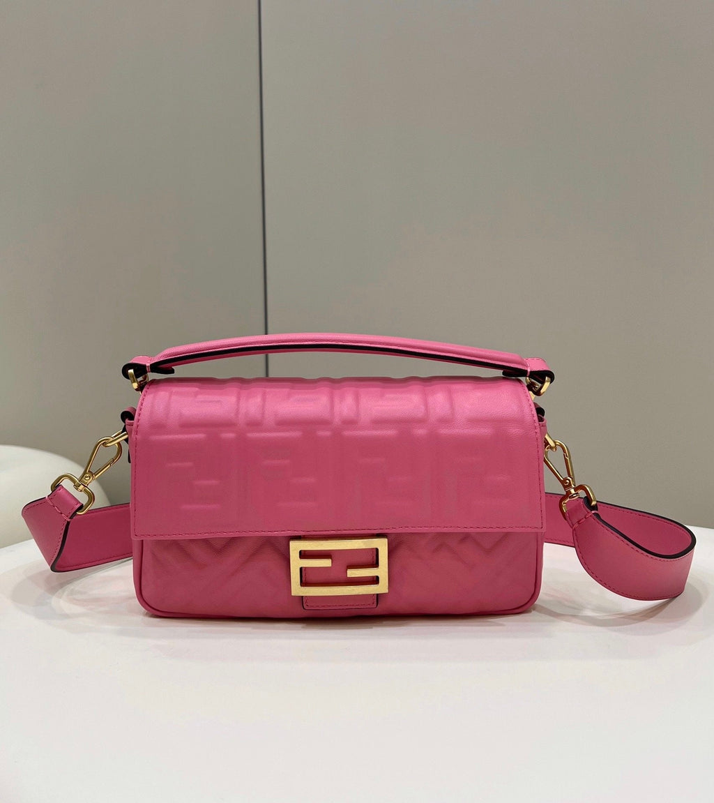 Baguette Pink For Women, Women’s Handbags, Shoulder And Crossbody Bags 10.6in/27cm FF 8BR600