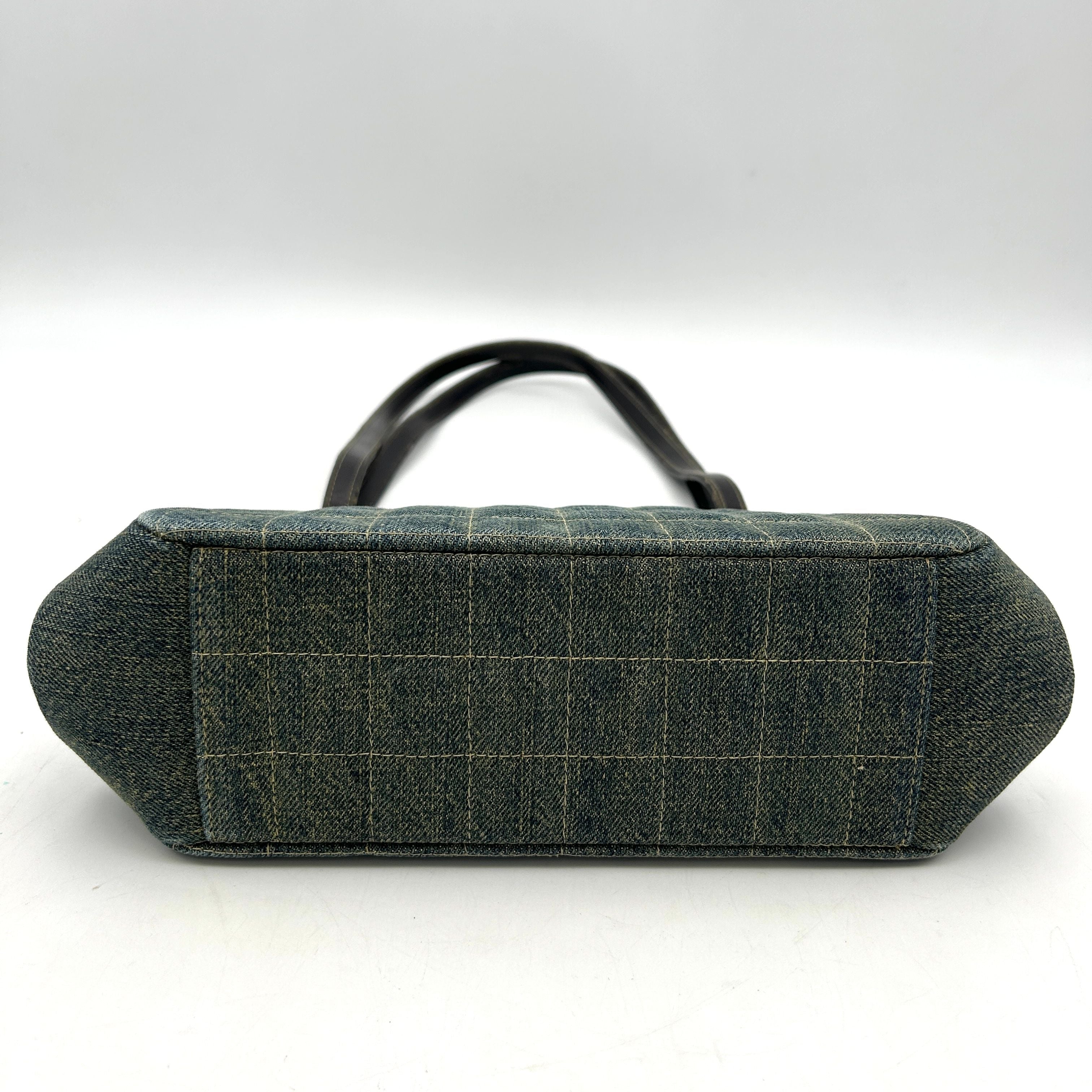 Chanel Denim Leather Shoulder Bag Green Medium LA18337