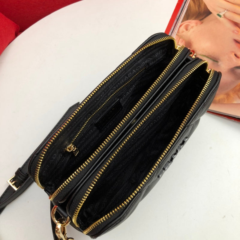 Barnes-Bags - Prada Bags - 979