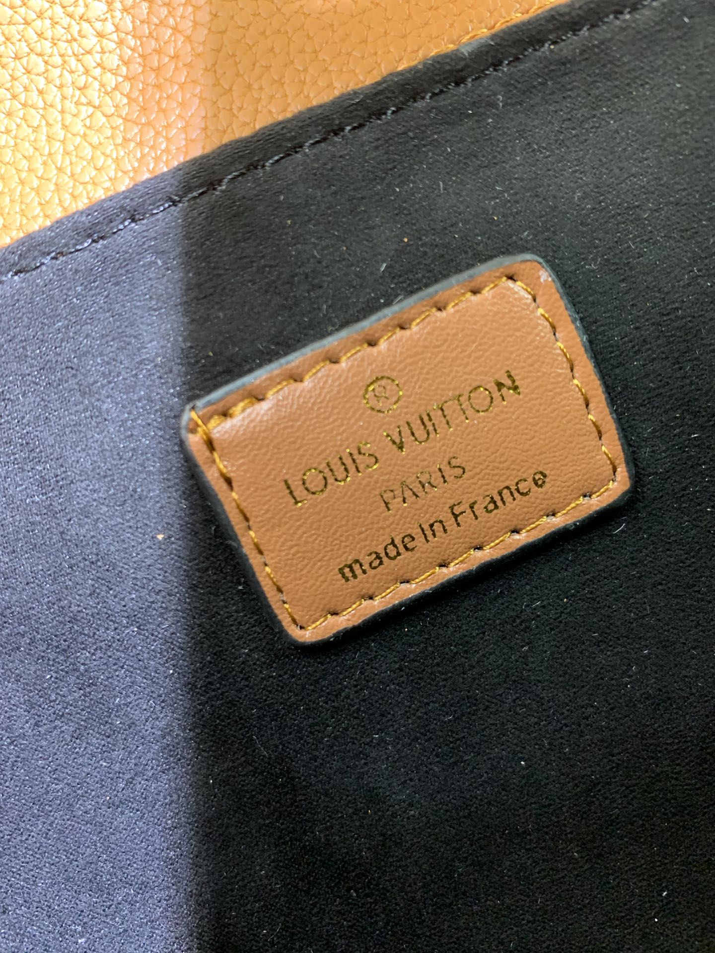 Louis Vuitton Pochette Metis Monogram Empreinte Caramel For Women,  Shoulder And Crossbody Bags 9.8in/25cm Louis Vuitton