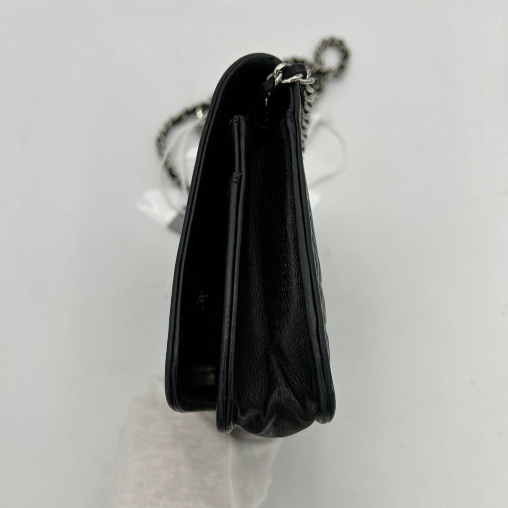 Chanel Camellia Wallet On Chain - Black Clutches, Handbags LA32119