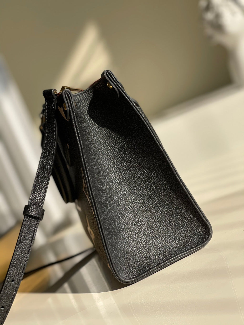 Louis Vuitton OnTheGo PM Tote Bag Monogram Empreinte Black For Women, WomenÃƒÂ¢Ã¢â€šÂ¬Ã¢â€žÂ¢s Handbags, Shoulder And Crossbody Bags 9.8in/25cm Louis Vuitton M45653