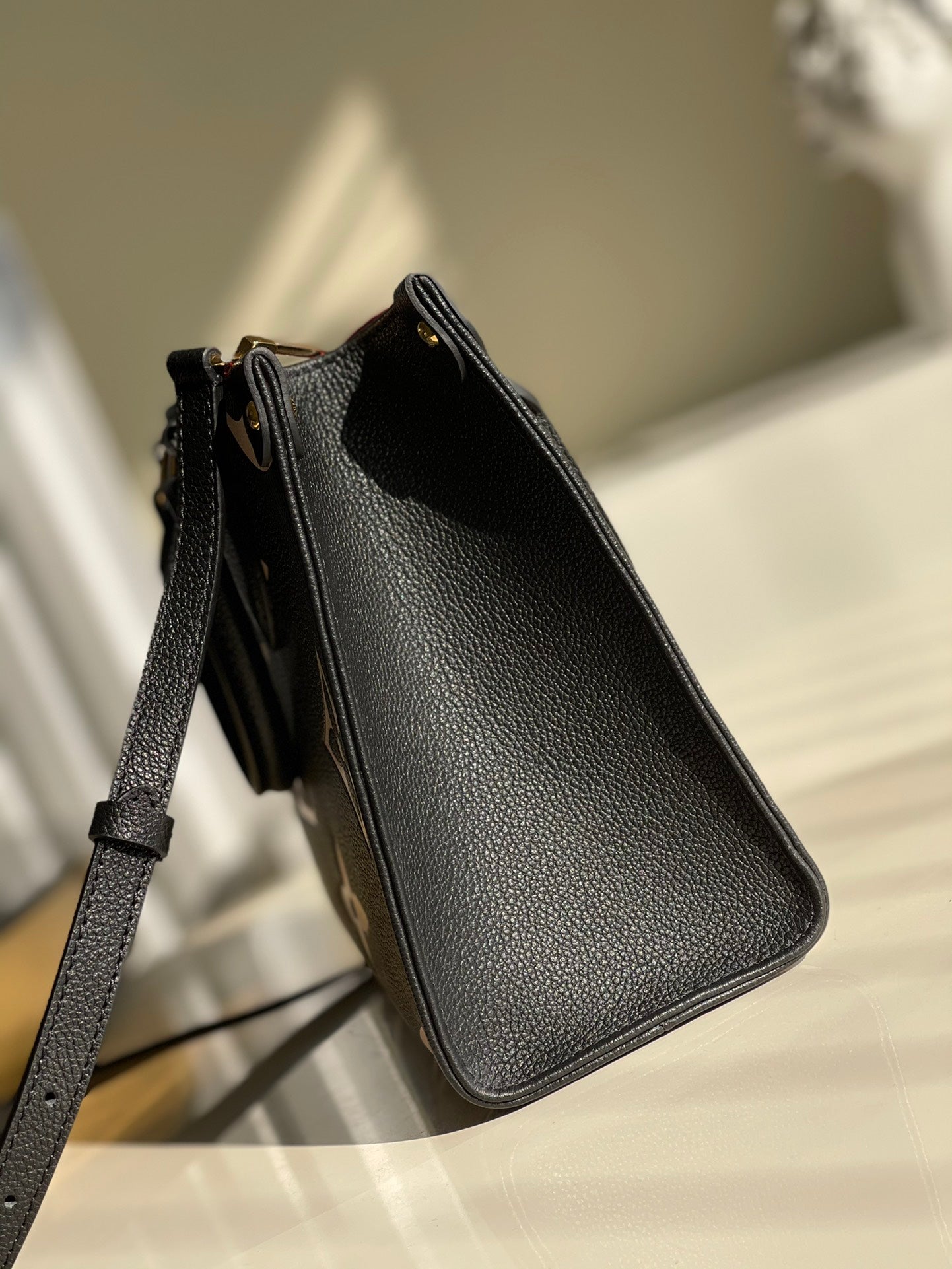 Louis Vuitton OnTheGo PM Tote Bag Monogram Empreinte Black For Women, WomenÃƒÂ¢Ã¢â€šÂ¬Ã¢â€žÂ¢s Handbags, Shoulder And Crossbody Bags 9.8in/25cm Louis Vuitton M45653