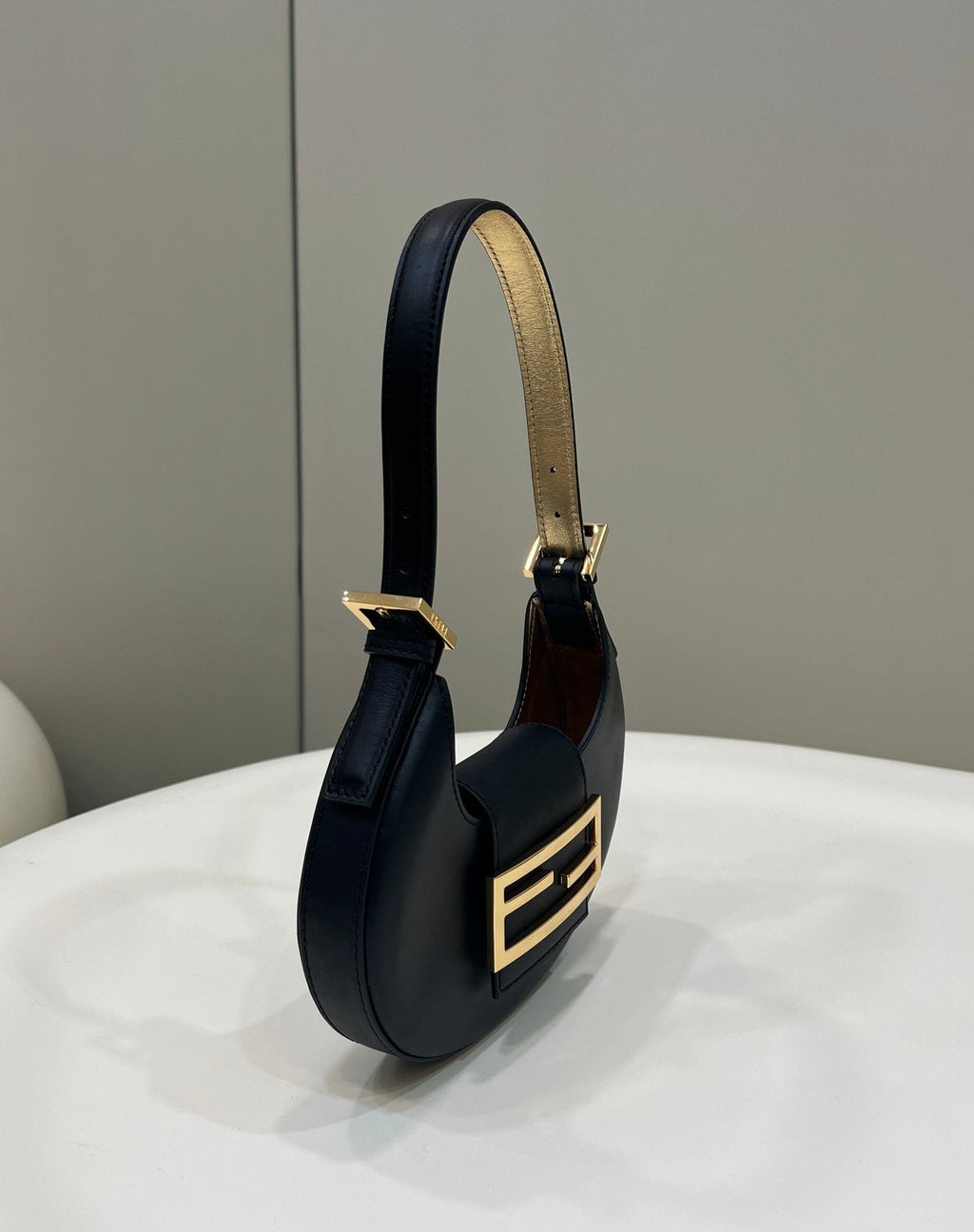 Cookie Black For Women, Women’s Handbags, Shoulder Bags 7.4in/19cm FF 8BS065AAIWF0KUR