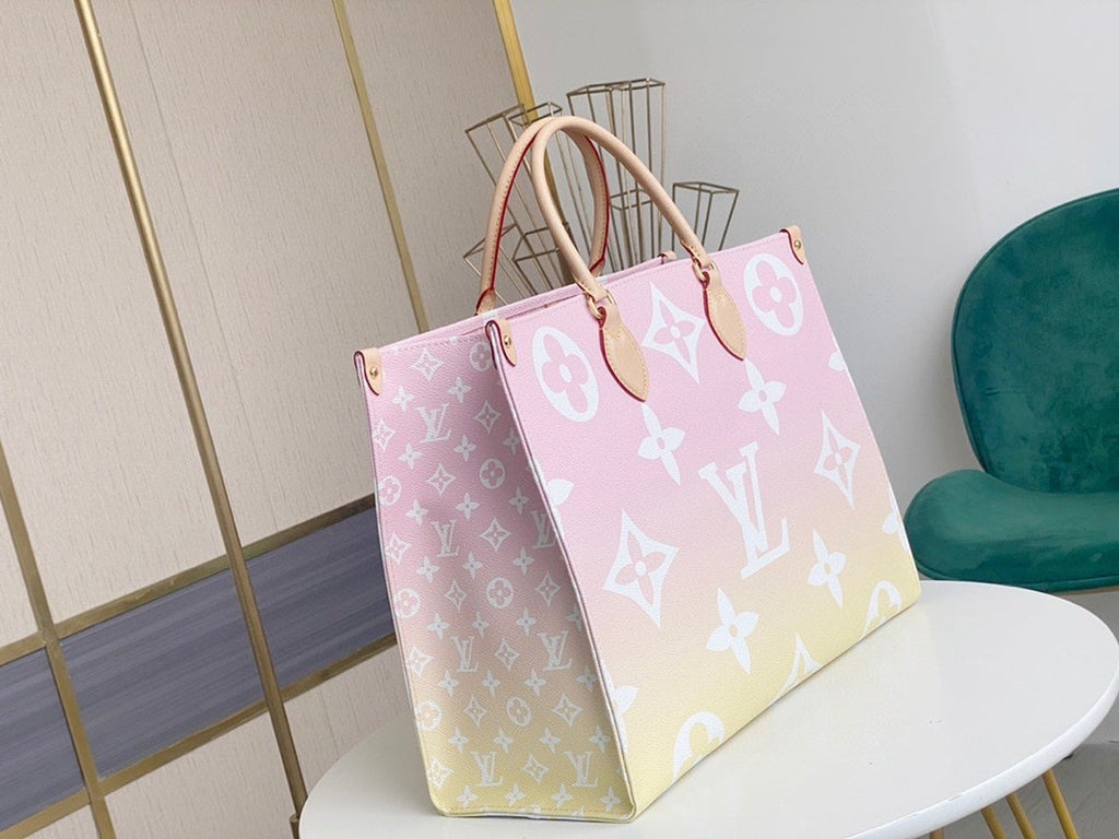 Louis Vuitton OnTheGo GM Monogram Giant Canvas Light Pink For Women,  Tote Bags 16.1in/41cm Louis Vuitton M57641