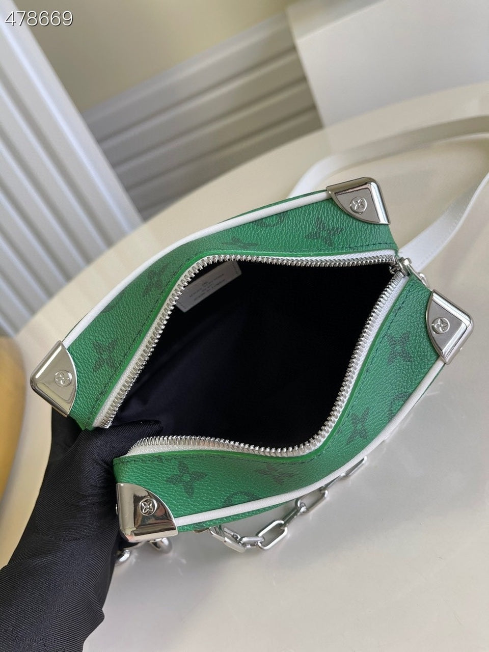 Louis Vuitton Mini Soft Trunk Vintage Monogram Canvas Green By Virgil Abloh For Fall-Winter, Handbags, Shoulder And Crossbody Bags 7.3in/18.5cm Louis Vuitton M80816
