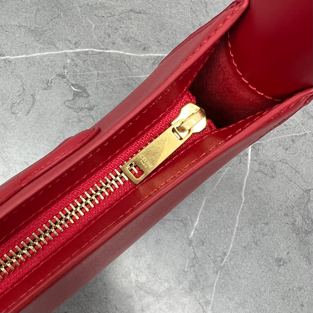 Cuir Triomphe Shoulder Bag Red For Women 9.4in/24cm