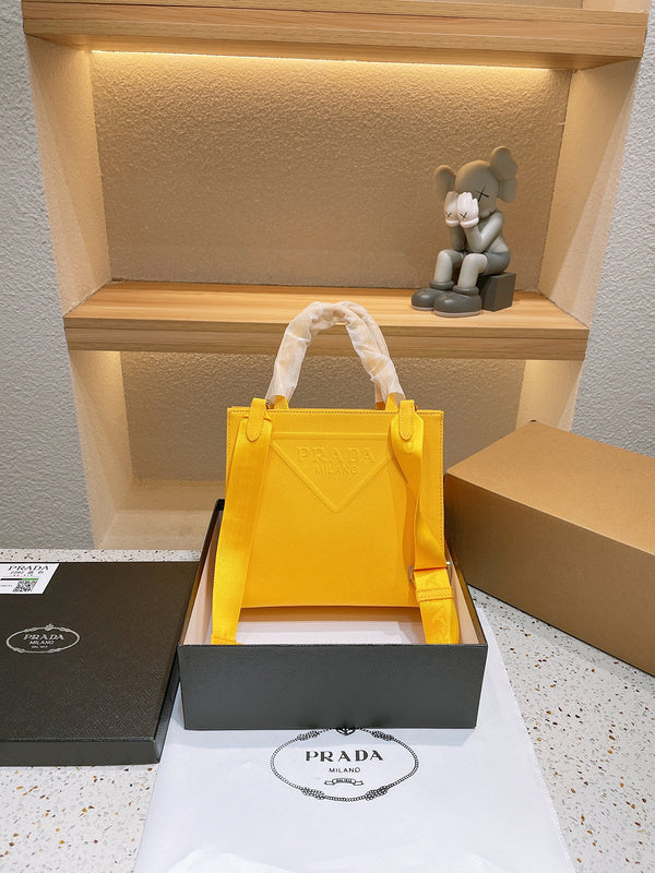 Barnes-Bags - Prada Bags - 872