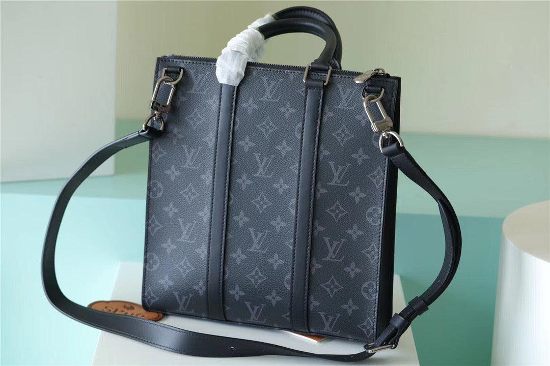 Louis Vuitton Sac Plat Cross Monogram Eclipse Reverse Canvas For Men, Bags, Shoulder And Crossbody Bags 11.2in/28.5cm Louis Vuitton M59664