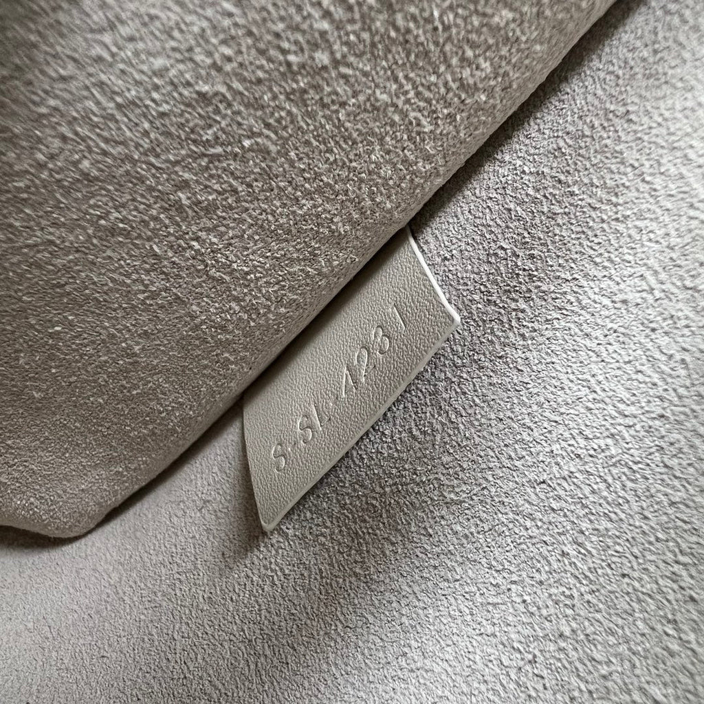 Cuir Triomphe Shoulder Bag White For Women 9.4in/24cm