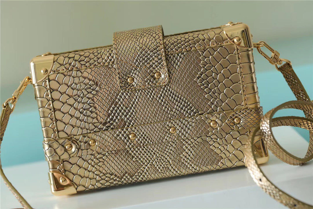 Louis Vuitton Petite Malle High Shiny Alligator By Nicolas Ghesquiere Gold For Women,  Shoulder And Crossbody Bags 7.9in/20cm Louis VuittonÃƒâ€šÃ‚Â 