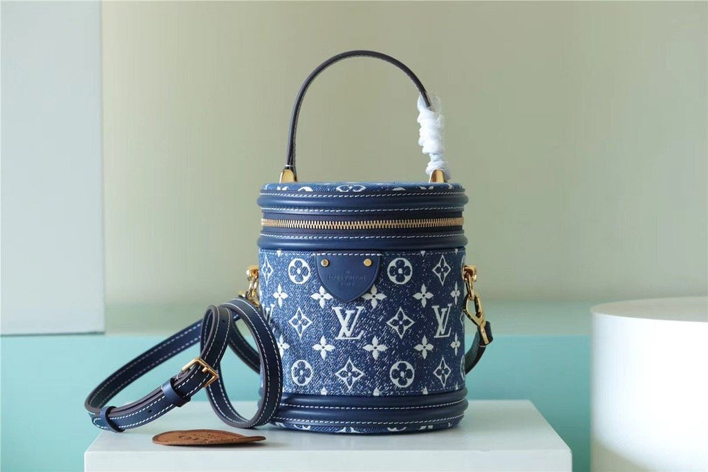 Louis Vuitton Cannes Monogram Denim By Nicolas Ghesquiere For Women, WomenÃƒÂ¢Ã¢â€šÂ¬Ã¢â€žÂ¢s Bags, Shoulder And Crossbody Bags 6.7in/17cm Louis Vuitton