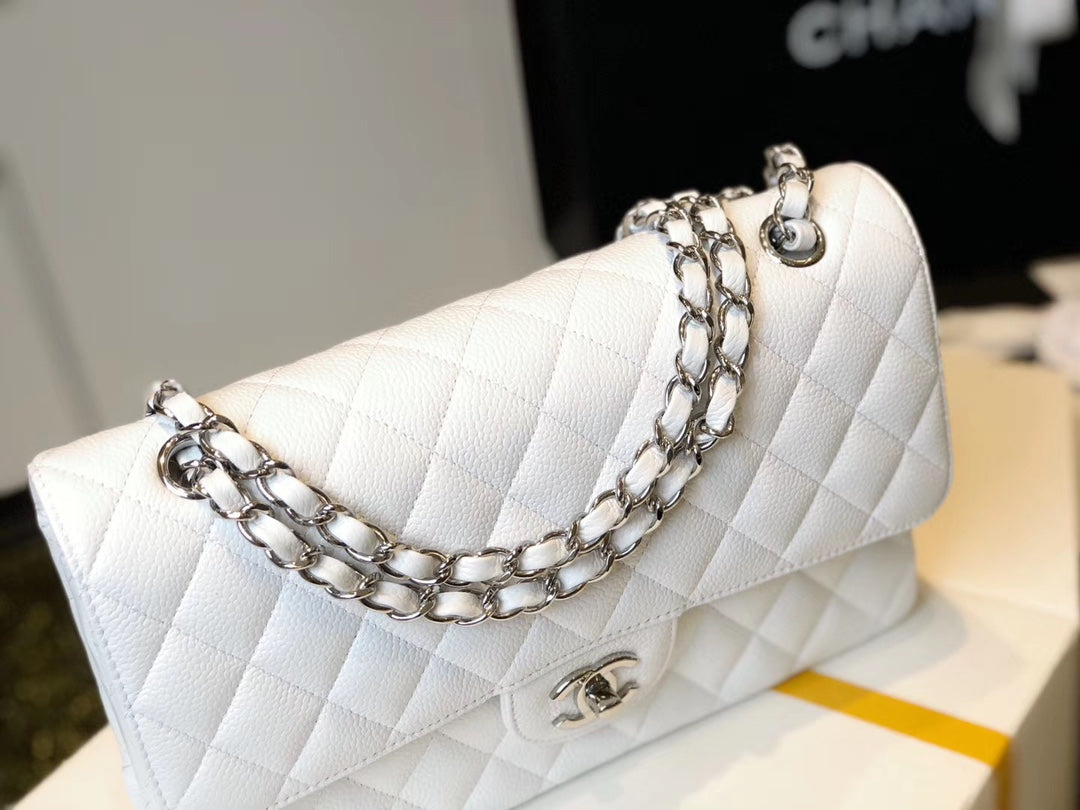 Chanel Classic MeGLAMIum GlamIapbag SiLouis Vuittoner Hardware White 10in/25.5cm