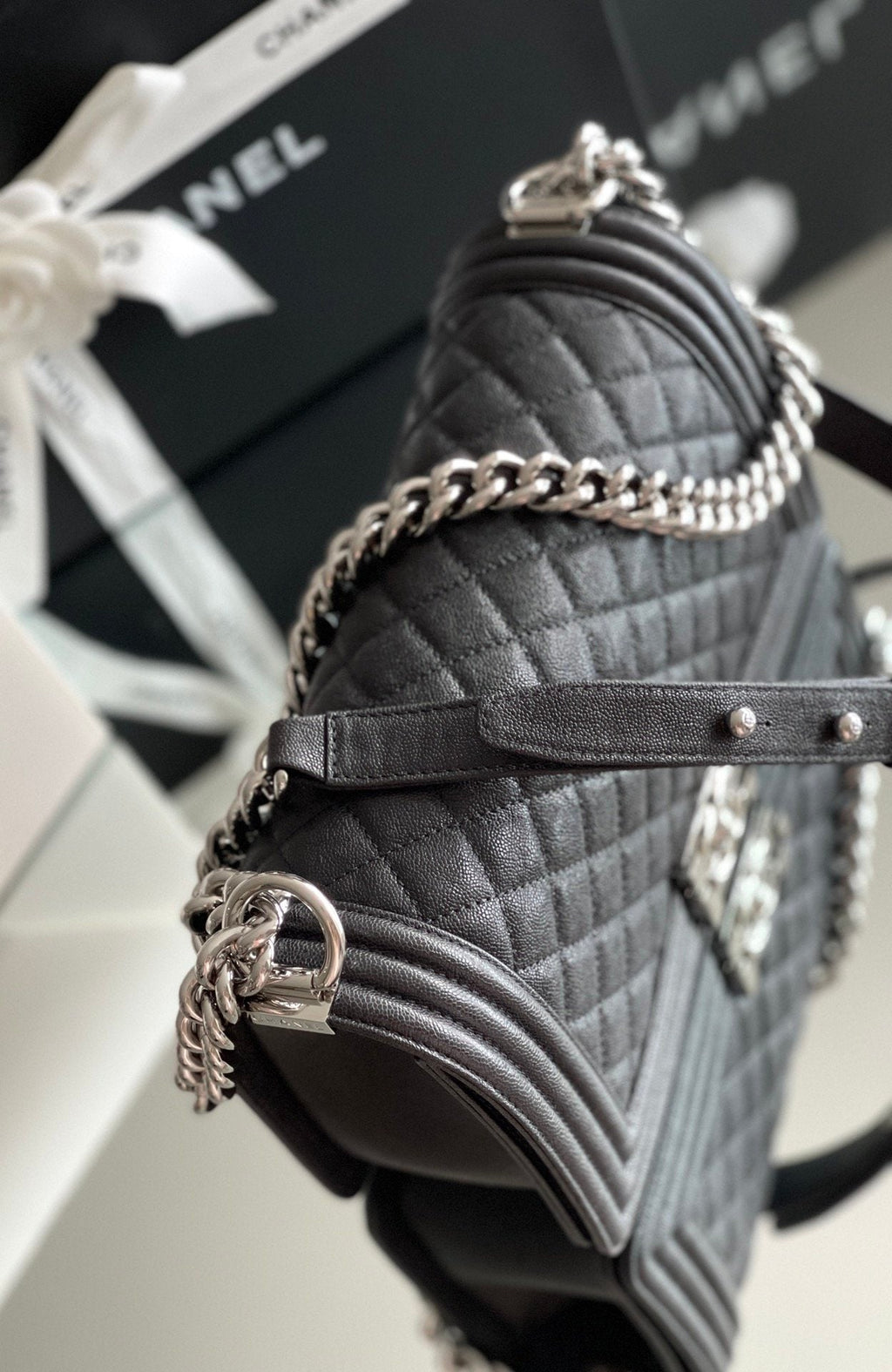 ChanelMeGLAMIum Classic GlamIap Bag 25cm Black For Women A67086