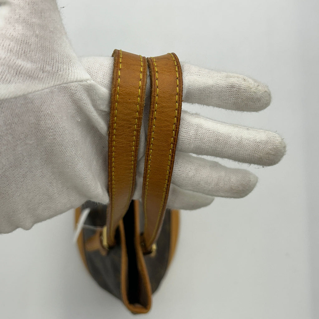 LOUIS VUITTON Monogram Bucket PM Shoulder Bag Louis Vuitton8857cc