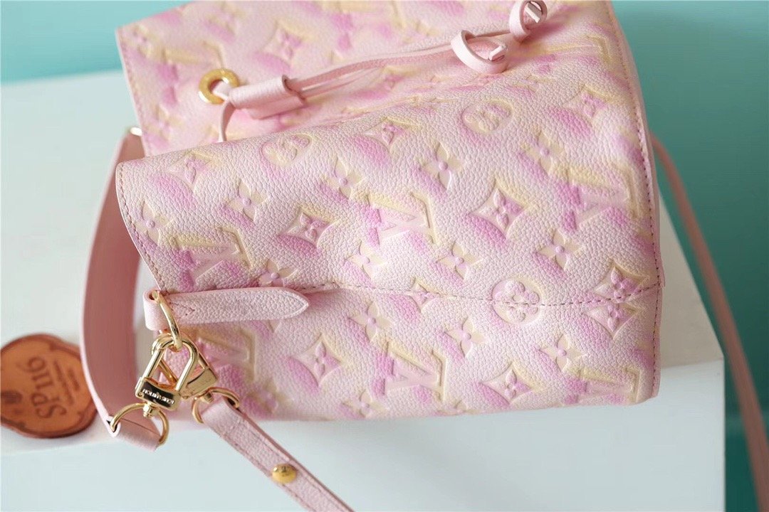 Louis Vuitton NeoNoe Monogram Empreinte Pink For Women,  Shoulder And Crossbody Bags 7.9in/20cm Louis VuittonÃƒâ€šÃ‚Â 