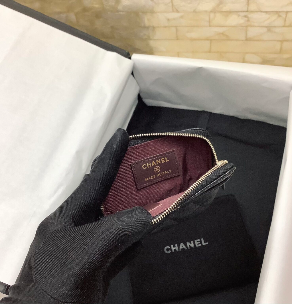 Chanel CHL  QUILTED ZIP CARD HOLDER BLACK WALLET
