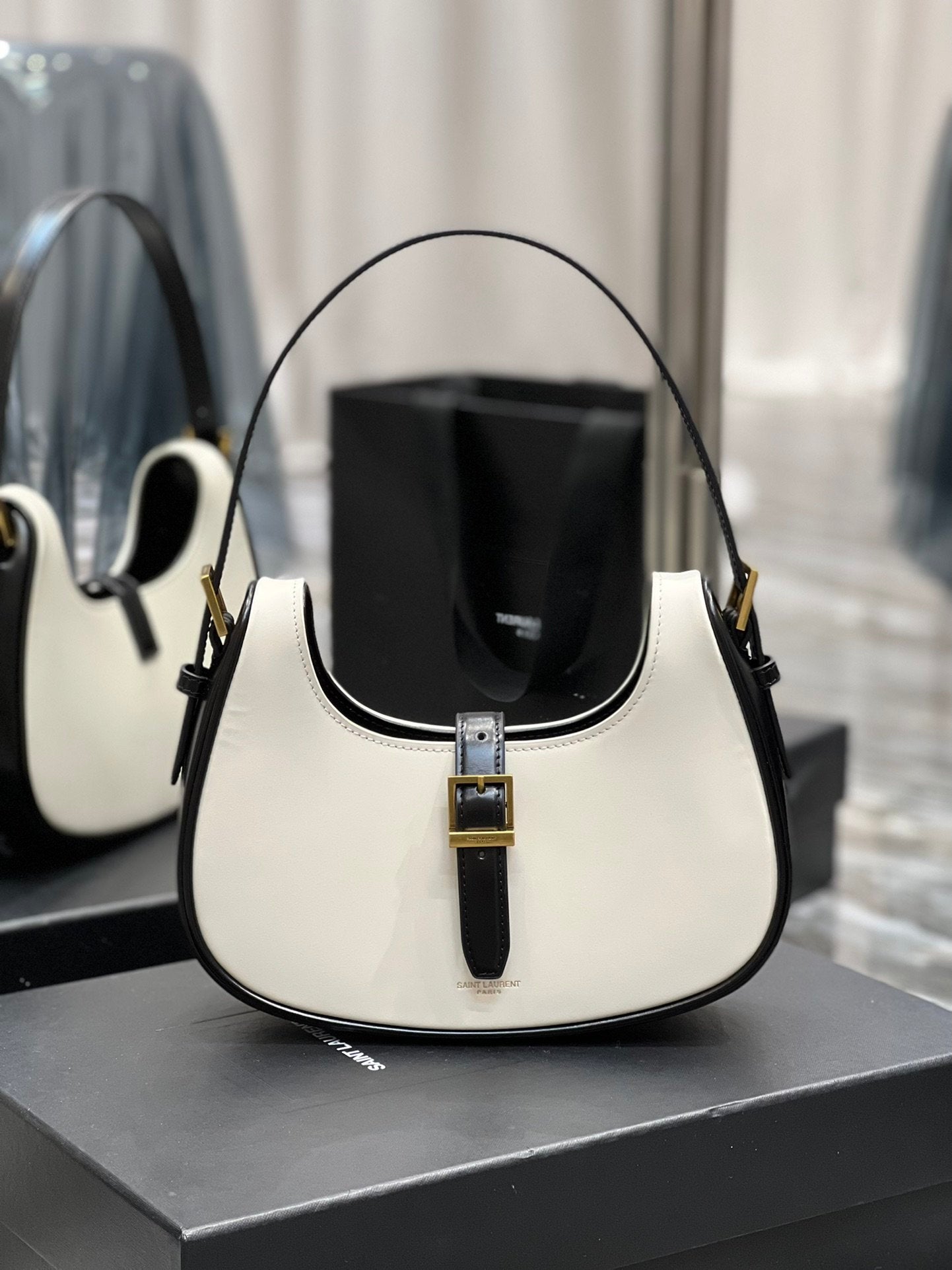 Top Quality Le Fermoir Hobo Bag White With Gold Hardware For Women 9.4in/24cm YSL