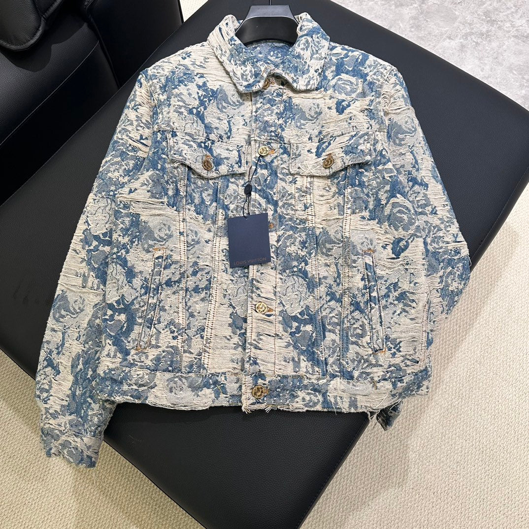 CLASSIC DENIM JACKET