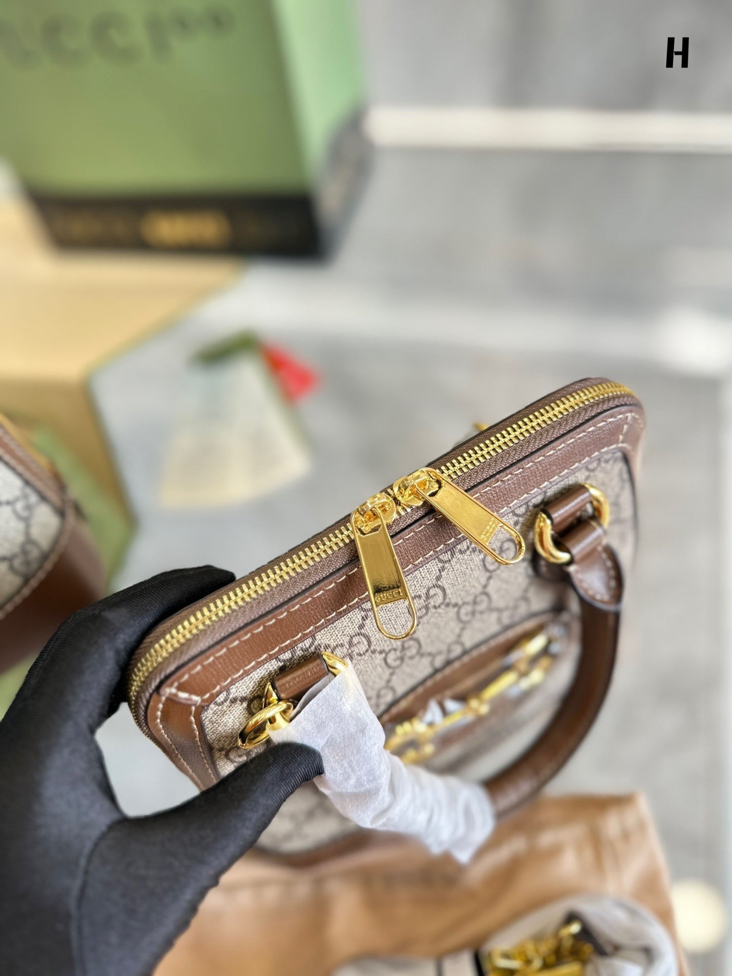 LB - Luxury Bags Gucci 600