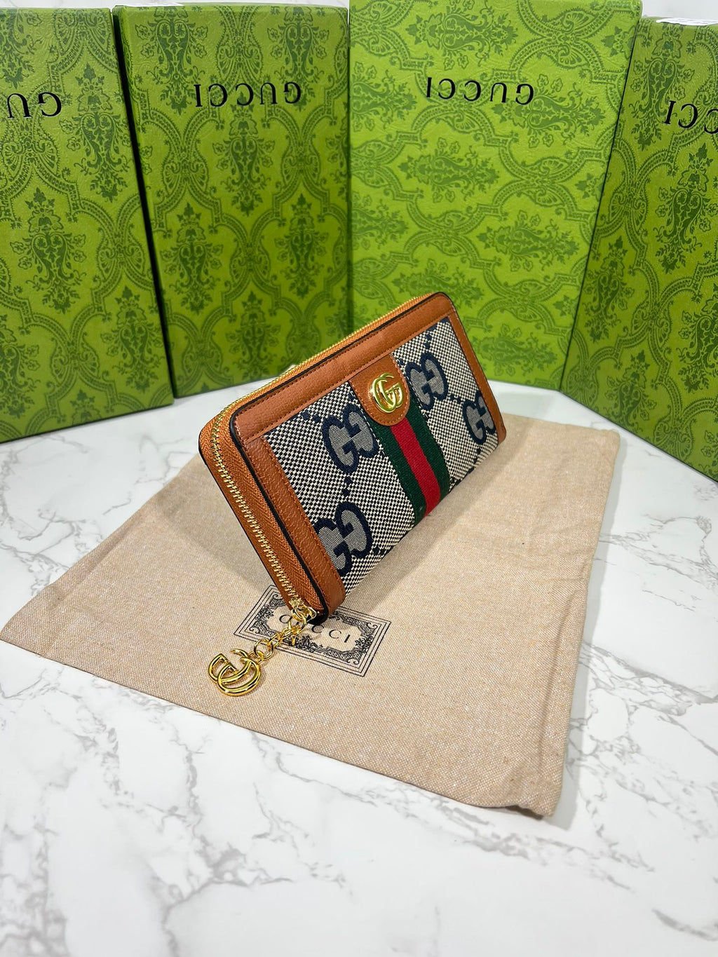 LB - Luxury Bags Gucci 598