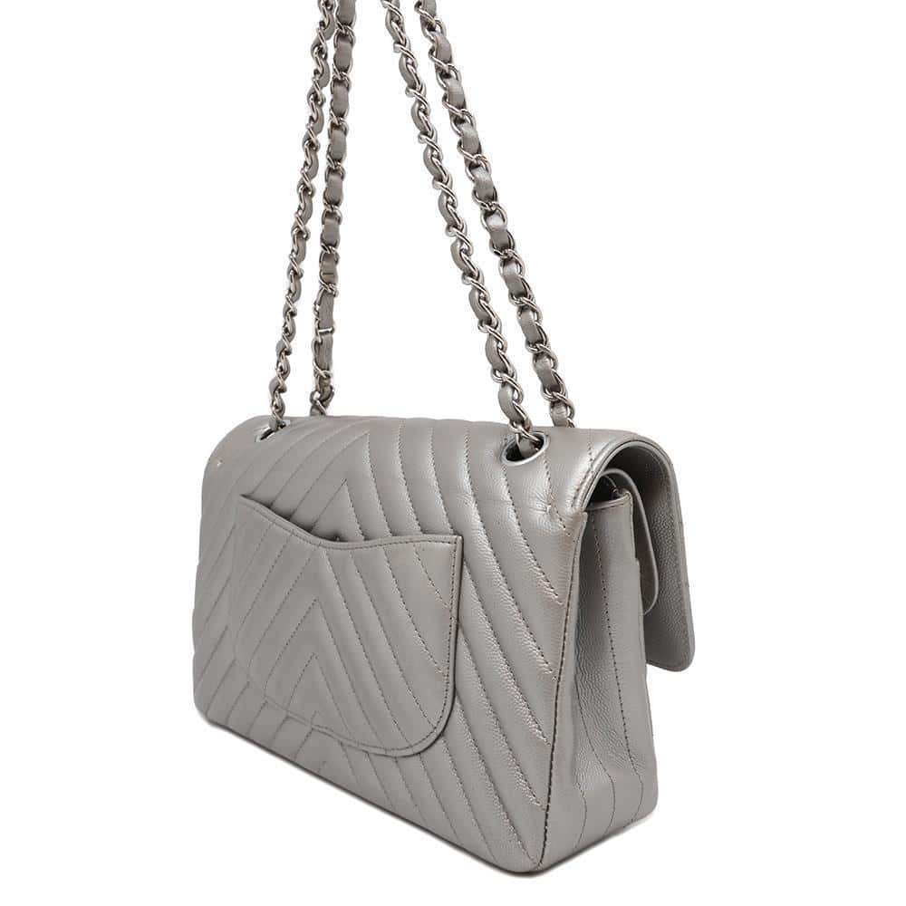CHANEL Matelasse V Stitch ChainShoulder SiLouis VuittonerA01112 Caviar Leather