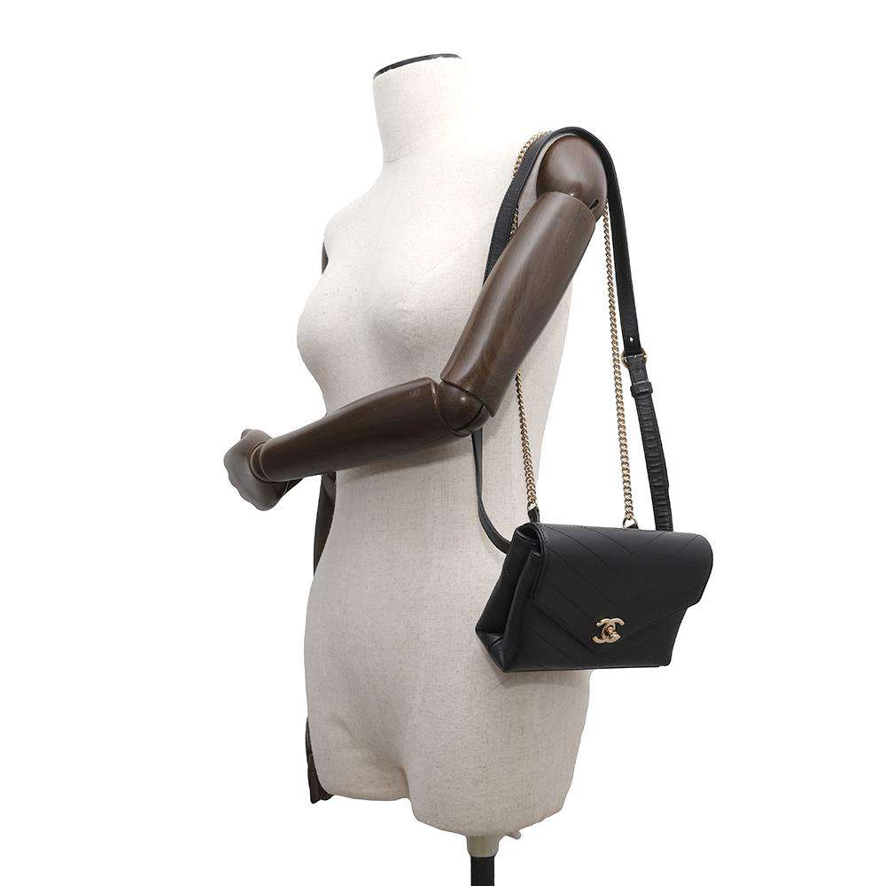 CHANEL V Stitch ChainShoulder Black Leather