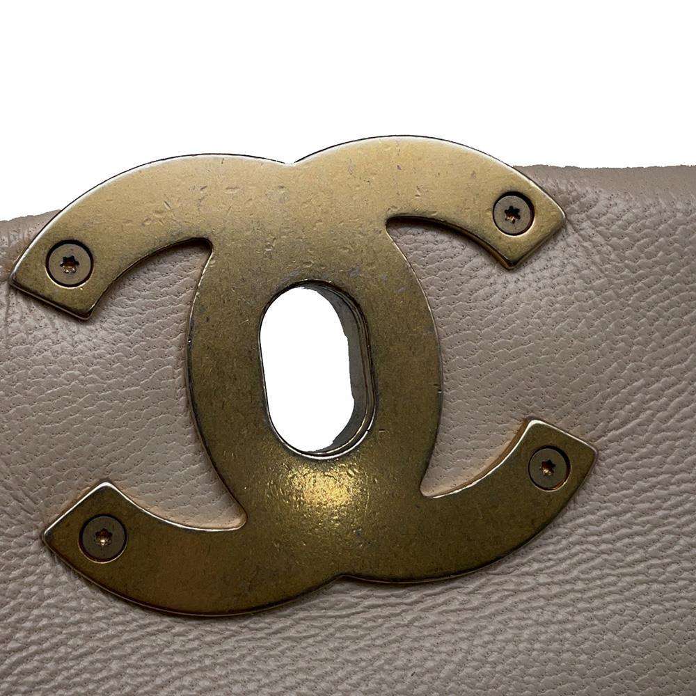 CHANEL CHANEL 19 ChainShoulder Bag BeigeAS1161 Lambskin Size Large