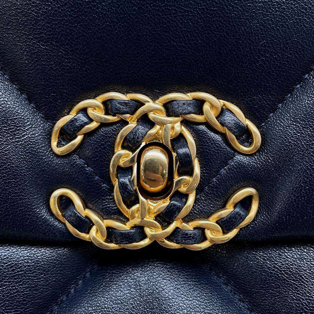 CHANEL CHANEL 19 ChainShoulder Bag NavyAS1161 Lambskin Size Large