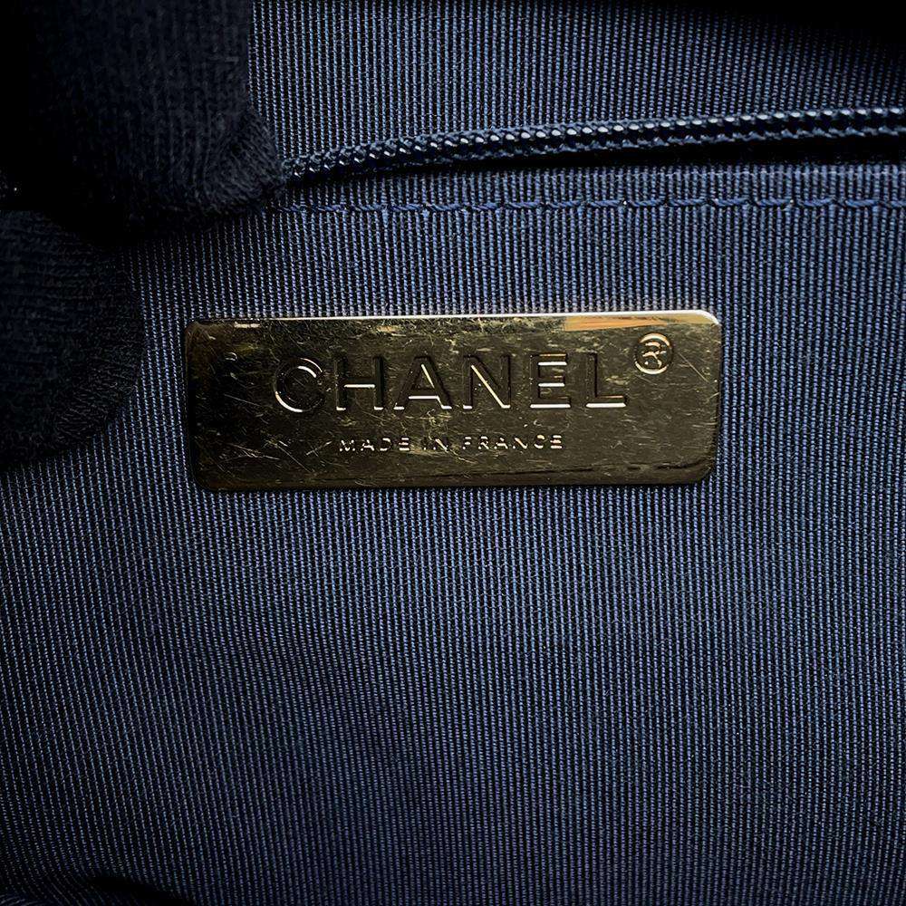 CHANEL CHANEL 19 ChainShoulder Bag NavyAS1161 Lambskin Size Large