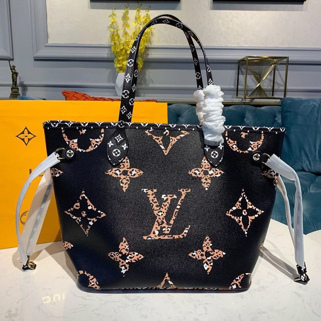 Louis Vuitton Neverfull MM Tote Bag Monogram Jungle Canvas Black For Women,  Shoulder Bags 12.2in/31cm Louis Vuitton M44676