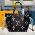Louis Vuitton Neverfull MM Tote Bag Monogram Jungle Canvas Black For Women,  Shoulder Bags 12.2in/31cm Louis Vuitton M44676