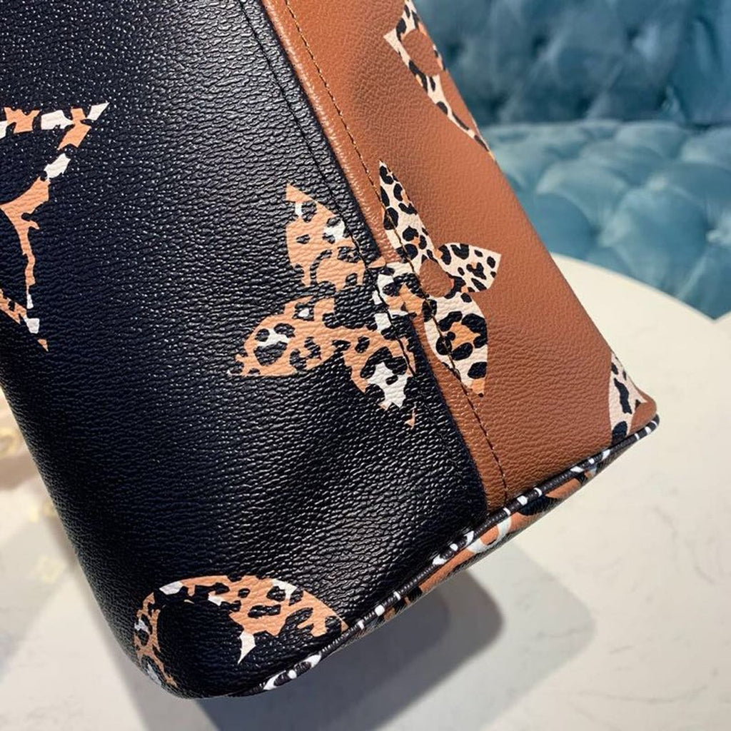 Louis Vuitton Neverfull MM Tote Bag Monogram Jungle Canvas Black For Women,  Shoulder Bags 12.2in/31cm Louis Vuitton M44676