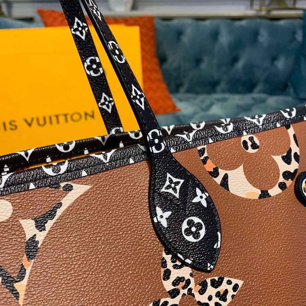 Louis Vuitton Neverfull MM Tote Bag Monogram Jungle Canvas Black For Women,  Shoulder Bags 12.2in/31cm Louis Vuitton M44676