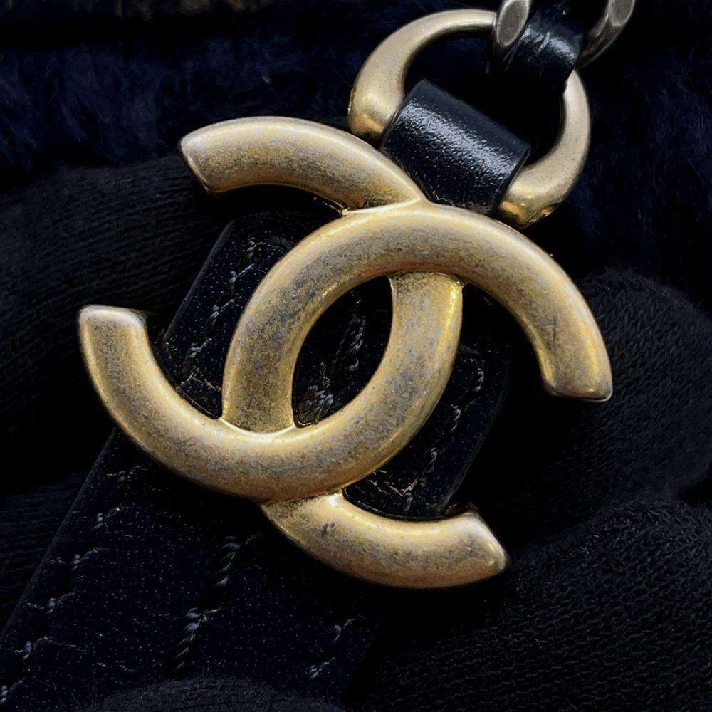 CHANEL Gabriel ChainShoulder Bag NavyA91810 Fur Leather