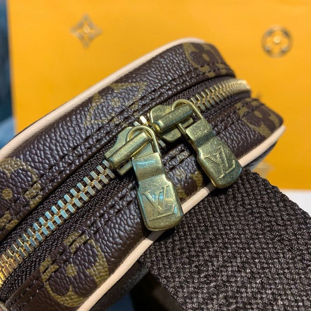 Louis Vuitton Pochette Gange Monogram Canvas For Women, WoBags, Crossbody Bags 9.1in/23.1cm Louis Vuitton M51870