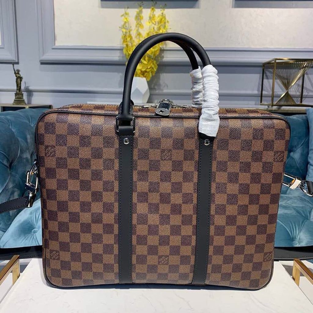 Louis Vuitton Porte Documents Voyage PM Damier Ebene Canvas For Women,  Shoulder And Crossbody Bags 14.6in/37cm Louis Vuitton N41466