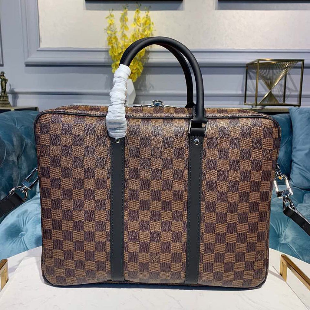 Louis Vuitton Porte Documents Voyage PM Damier Ebene Canvas For Women,  Shoulder And Crossbody Bags 14.6in/37cm Louis Vuitton N41466