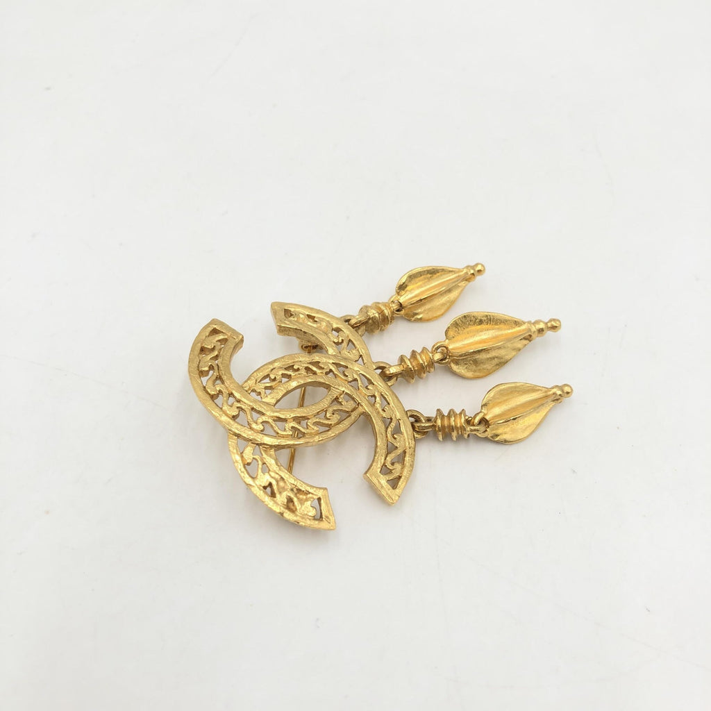 Chanel Gold Plated CC Logo Women's Brooch