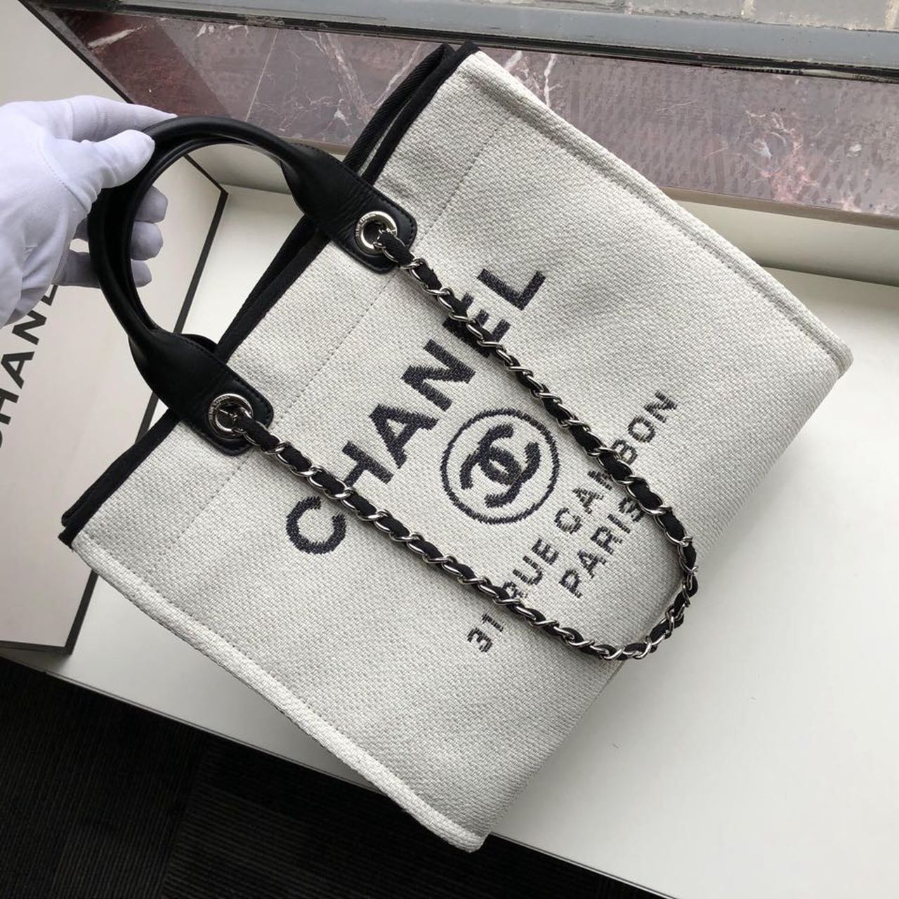 ChanelSmall Shopping Bag SiLouis Vuittoner Hardware White For Women Handbags, Shoulder Bags 15.2in/39cm AS3257